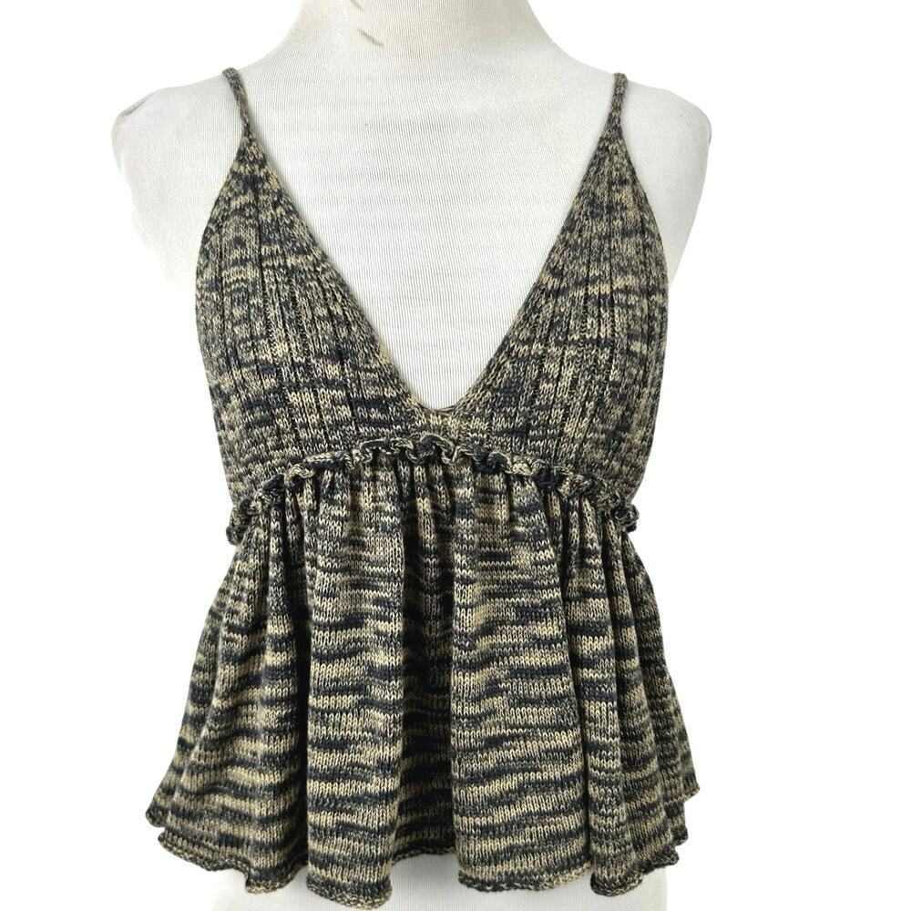 Knit V-Neck Peplum Tank Top in Black & Cream